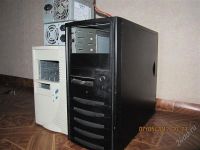 Лот: 1800461. Фото: 2. 2 корпуса + 4 блока питания. Комплектующие