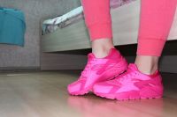 Лот: 7855993. Фото: 2. Кроссовки Nike Huarache. Женская обувь