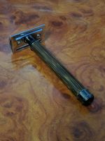 Лот: 18664301. Фото: 2. Т образный станок для бритья Vigshaving. Мелкая бытовая техника