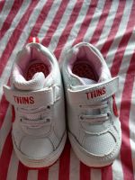 Лот: 12083724. Фото: 2. Кроссовки. Обувь