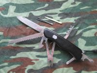 Лот: 9147996. Фото: 4. Нож Victorinox Atlas (чёрный... Красноярск