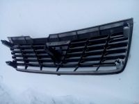 Лот: 14065590. Фото: 3. Решетка радиатора Nissan Liberty... Авто, мото, водный транспорт