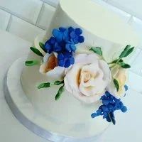 Лот: 10019266. Фото: 2. Торт свадебный розы и пионы. Кондитерские изделия, конфеты