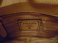 Лот: 1320829. Фото: 2. Сумка бежевая PRADA, оригинал. Аксессуары