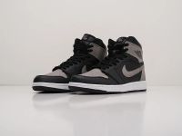 Лот: 17273116. Фото: 2. Кроссовки Nike Air Jordan 1 Mid. Женская обувь