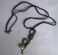 Лот: 7363835. Фото: 2. Колье с подвеской Змея, смотрите... Ювелирные изделия, бижутерия, часы