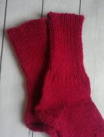 Лот: 24401658. Фото: 2. Носочки ручной вязки. Цвет тёмно-красный... Женская одежда