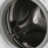 Лот: 9579984. Фото: 4. Стиральная машина Indesit IWUB... Красноярск