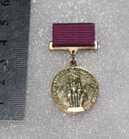 Лот: 19358474. Фото: 3. Знак ВДНХ СССР За успехи в народном... Коллекционирование, моделизм