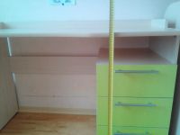 Лот: 7483003. Фото: 4. продам комплект, кровать и стол. Красноярск