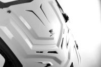 Лот: 8625935. Фото: 6. Защита груди Leatt Adventure white...