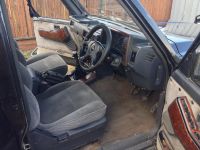 Лот: 4340936. Фото: 6. Внедорожник Nissan Safari