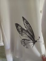 Лот: 23324311. Фото: 3. Блузка с бабочками 44 размер... Одежда, обувь, галантерея