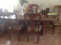 Лот: 3070773. Фото: 2. Отличный стол с дуба + 4 стула... Кухонная мебель