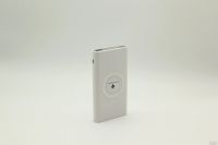 Лот: 13618907. Фото: 2. Беспроводной Powerbank на 10000mAh. Аксессуары