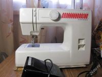 Лот: 2741156. Фото: 2. Швейная машинка JANOME JS 1004... Мелкая бытовая техника