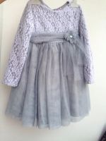 Лот: 10592597. Фото: 3. Красивое платье. Размер 98. на... Дети растут