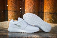 Лот: 7778720. Фото: 2. Nike Roshe Run. Мужская обувь