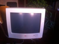 Лот: 7690958. Фото: 4. Монитор LG Studioworks 44i. Красноярск