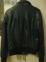 Лот: 9629211. Фото: 2. Куртка Bershka. Женская одежда