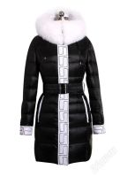 Лот: 2095702. Фото: 2. Пуховики SkinneWille. Женская одежда