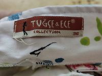 Лот: 18446098. Фото: 2. Джинсы в цветочек. Одежда и аксессуары