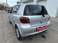 Лот: 21720334. Фото: 8. Toyota Vitz 2001