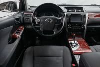 Лот: 22153975. Фото: 16. Toyota Camry 2014