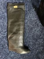 Лот: 19482304. Фото: 2. Женские сапоги Givenchy 36 размера. Женская обувь