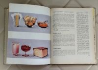 Лот: 25517502. Фото: 4. Книга о вкусной и здоровой пище... Красноярск