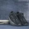 Лот: 13966815. Фото: 2. Кроссовки Adidas YEEZY BOOST 700... Мужская обувь