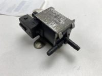 Лот: 21111272. Фото: 4. Клапан вакуумный Audi A8 1998... Красноярск