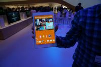 Лот: 7560377. Фото: 2. Планшет Sony Xperia Z3 Tablet... Компьютеры, ноутбуки, планшеты