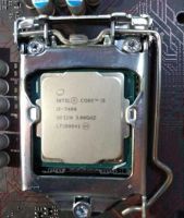 Лот: 8737880. Фото: 2. Процессор Intel Core i5-7400. Комплектующие