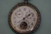 Лот: 5975147. Фото: 2. Старинные часы с календарём "Minerva... Часы, аксессуары