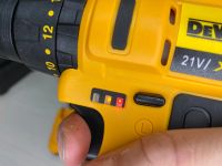 Лот: 19311960. Фото: 6. Ударный шуруповёрт Dewalt 21v