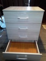 Лот: 5299346. Фото: 2. комод на 4 ящика шимо светлый. Хранение вещей
