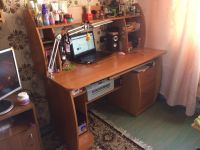 Лот: 9882129. Фото: 2. Компьютерный стол. Офисная мебель и домашние кабинеты