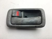 Лот: 20403875. Фото: 2. Ручка двери внутренняя Toyota... Автозапчасти