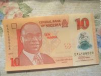 Лот: 18676869. Фото: 2. Нигерия 10 найра 2017 №ЕА 6109528. Банкноты
