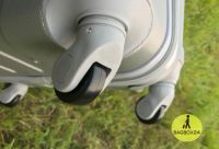 Лот: 14467652. Фото: 5. Неубиваемый серебристый чемодан...