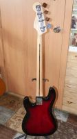 Лот: 9652210. Фото: 6. Fender Squier Standard Precision...