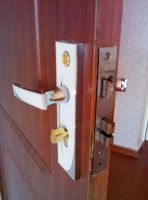 Лот: 4376046. Фото: 4. дверь с замком и ручками + петли... Красноярск