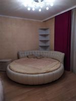 Лот: 16182976. Фото: 4. Кровать круглая кожаная d=2,4м... Красноярск