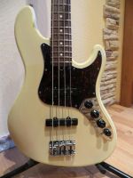Лот: 3387093. Фото: 3. Fender Jazz Bass American Deluxe... Музыкальные инструменты и оборудование