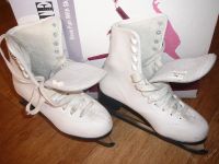 Лот: 8829341. Фото: 2. Коньки фигурные, утепленные р... Спортивные товары