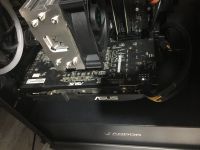 Лот: 25406664. Фото: 2. Видеокарта ASUS AMD Radeon RX... Комплектующие