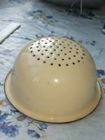Лот: 20669011. Фото: 5. Дуршлаг бежевый эмалированный...