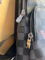 Лот: 25267571. Фото: 4. Сумка Louis Vuitton через плечо. Красноярск