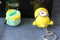 Лот: 5984401. Фото: 2. Флешка Миньон-девочка 8 Gb. Носители информации